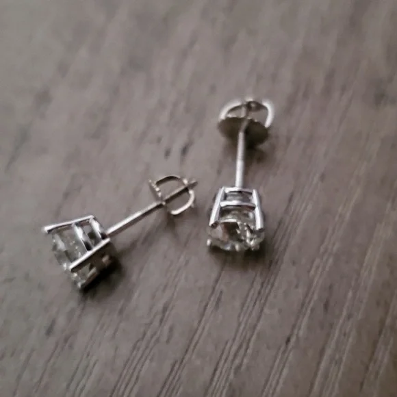 1.50 cttw 14k white gold NATURAL diamond round brilliant solitaire earrings - Picture 4 of 5